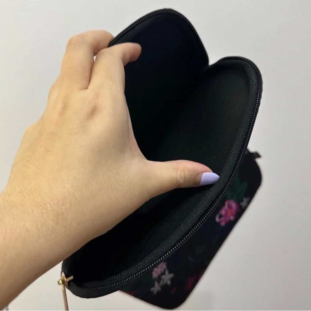 Floral Computer/ Tablet/ Ipad Sleeve Pouch Cover Zip Bag